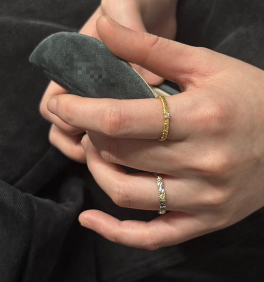 324-1圆正小众 没有原包装 买手抢爆 细腻浪漫温柔 雏菊戒指 单带叠带 异常美丽 商品图1