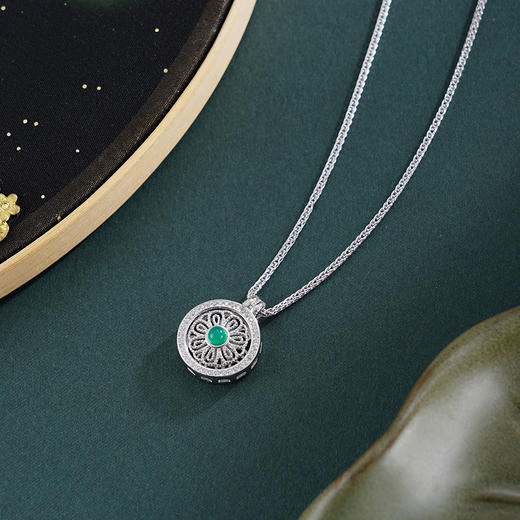 子佩集【芳菲启运】银S925套链【V10199HPSA】项链时尚可转动绿点太阳花2601 商品图0