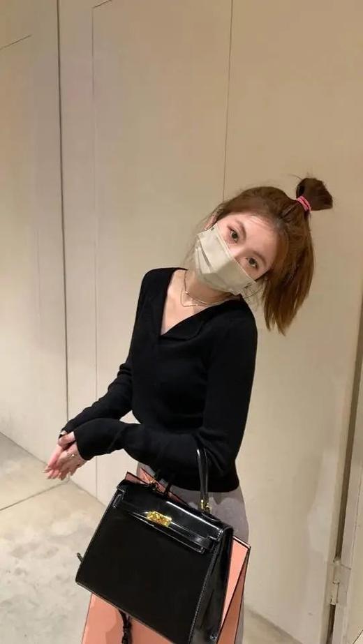 【egg.smile九色纯欲V领打底衫】9色可选~单穿显瘦，叠穿有层次，视觉显瘦10斤！V领设计，若隐若现的撩人魅力WD 商品图6