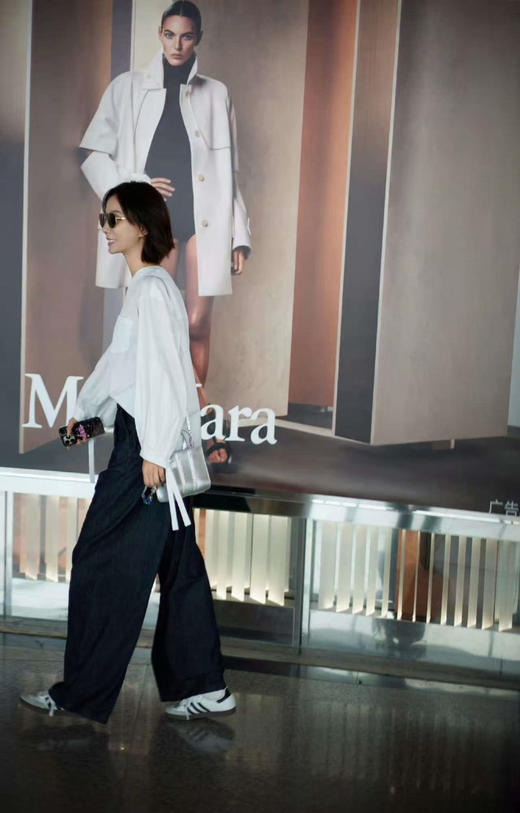 【秒杀价已调 直接拍】Max 王珞丹同款 通勤府绸 V领 白衬衣 来啦 商品图7