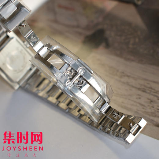 原单阿玛尼AR11662 方形女士腕表
机芯：原装进口石英机芯 商品图7