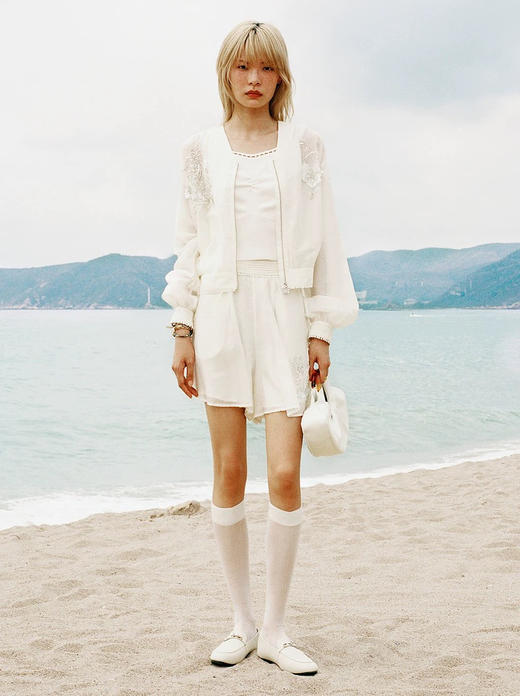 玛克门店发货：MAXRIENY精致休闲感A字型珠绣装饰裙裤货号：MC85PA278 商品图1