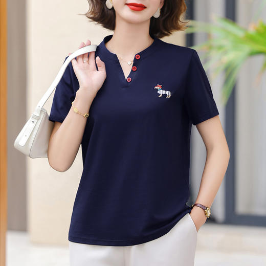 百媚生 棉质刺绣V领短袖T恤S92524022 商品图0