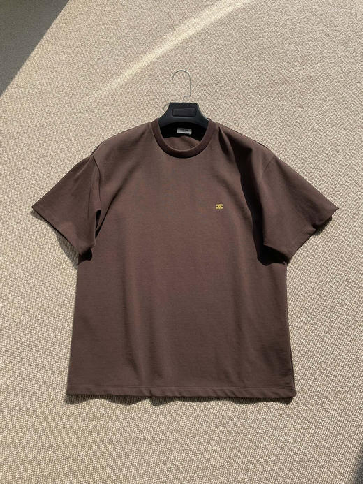 323-10 渠道圆正 Ce男女同款 宽松版 纯色小标刺绣 圆领短袖T恤 我和老朱都穿M 商品图2