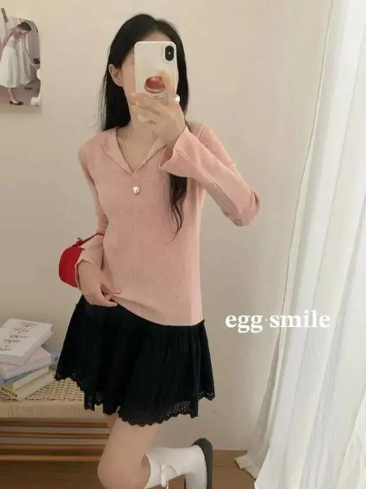 【egg.smile九色纯欲V领打底衫】9色可选~单穿显瘦，叠穿有层次，视觉显瘦10斤！V领设计，若隐若现的撩人魅力WD 商品图4