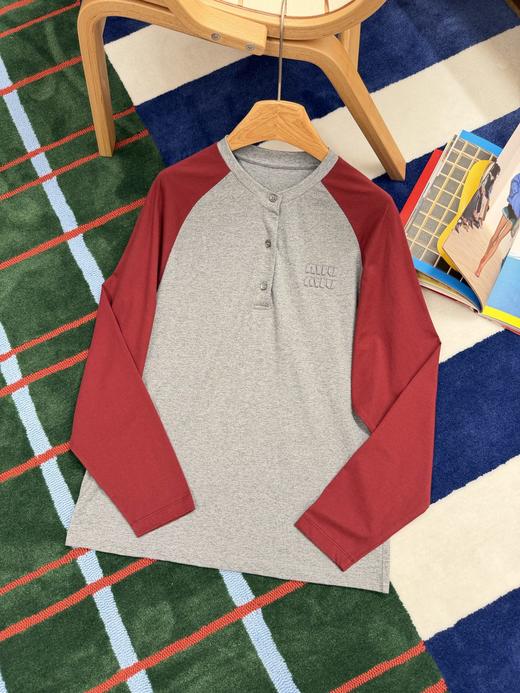 缪缪 最新款撞色插肩长袖 商品图8