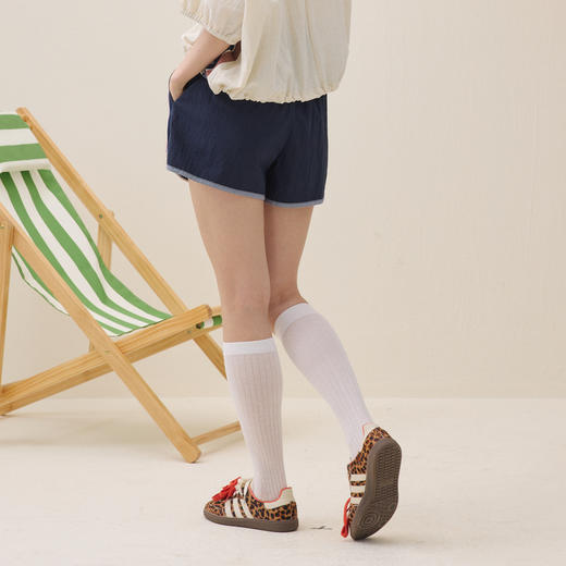 谜底撞色休闲短裤2026夏季新品动感活力抽绳腰头裤子女262MK0499 商品图2