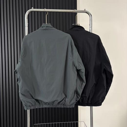 F032353美式机能连帽勋章防泼水半拉链连帽速干薄外套 商品图3