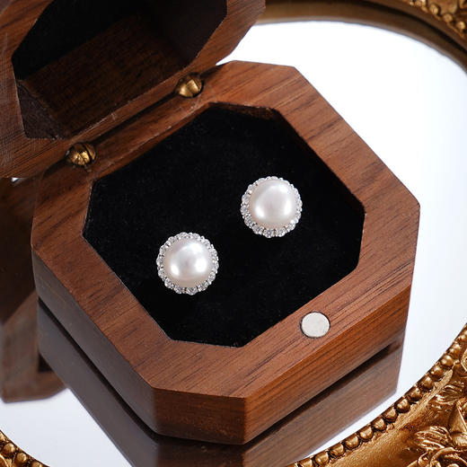 子佩集【花香梦萦】银S925珍珠惜王妃耳钉【SPE0410013】7mm珠太阳花2601 商品图0