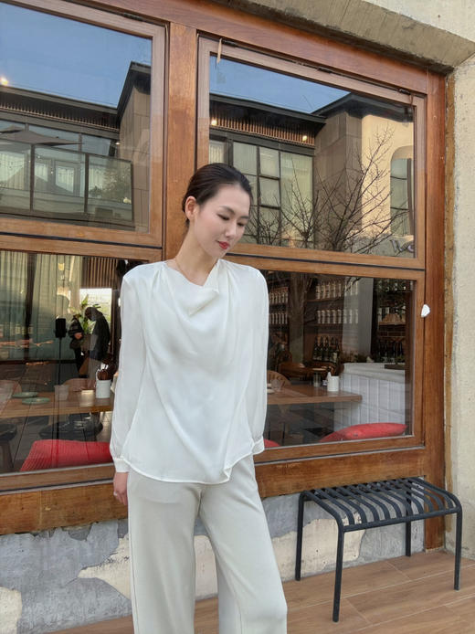 【百搭真丝】噢蜜ooomeooo真丝荡领女衬衫 商品图2