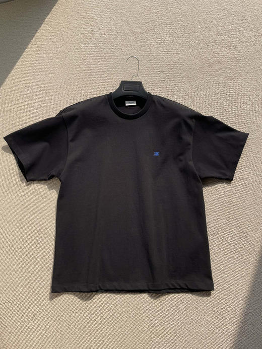 323-10 渠道圆正 Ce男女同款 宽松版 纯色小标刺绣 圆领短袖T恤 我和老朱都穿M 商品图6