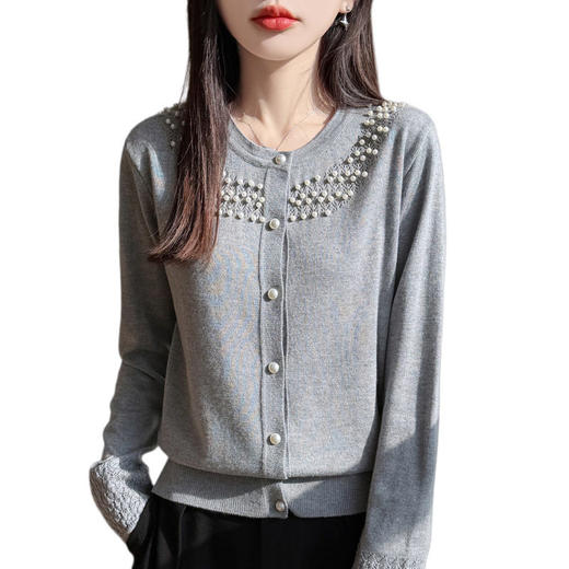 「自」全新升级【铂金会员119/天猫159/差价40】(23443)洛诗琳羊毛混纺圆领针织开衫2026春季钉珠镂空纯色空调开衫 商品图4