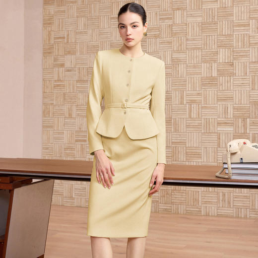 IWY/高级感黄色西装套裙女气质显瘦正式场合职业裙春季新款CS2760 商品图0