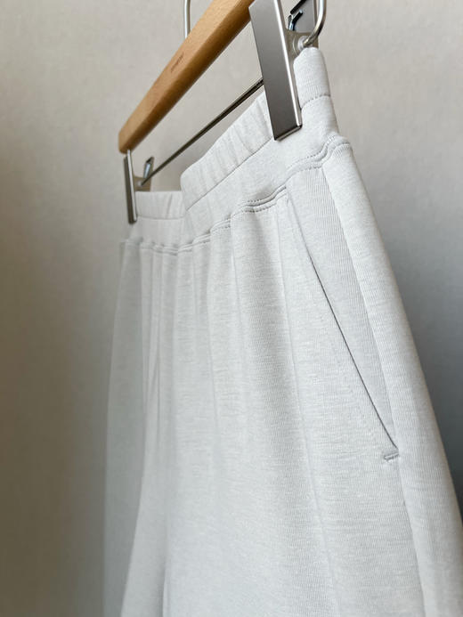 【比好更好】噢蜜ooomeooo三醋酸升级版大长腿云朵裤“送真丝丝巾” 商品图13