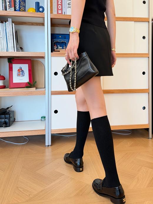 古驰 2026春夏金扣羊毛半裙 商品图3