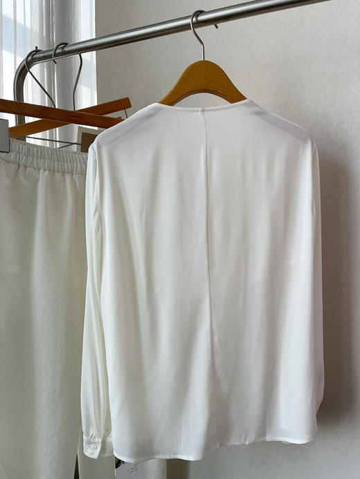 【百搭真丝】噢蜜ooomeooo真丝荡领女衬衫 商品图11