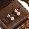 子佩集【幽兰天后】银S925珍珠惜王妃耳钉【XXED016】6.5mm珠镀金兰花草五瓣花2601 商品缩略图0