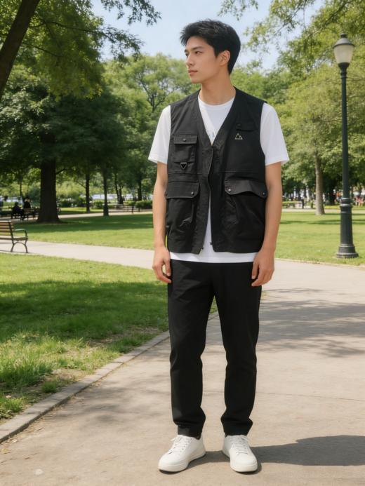 佐丹奴男装时尚多袋马甲外套01075475 商品图1