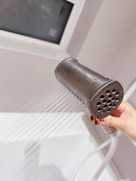 😎【依来德（ELOKT）水疗锤子花洒】🚨别再忍了！普通花洒洗到皮肤痒、头发枯，真的该换了！ 💦 依来德过滤增压花洒｜洗澡=做护肤SPA！ 洗出嫩滑肌+洗出柔顺发!！ 商品图2