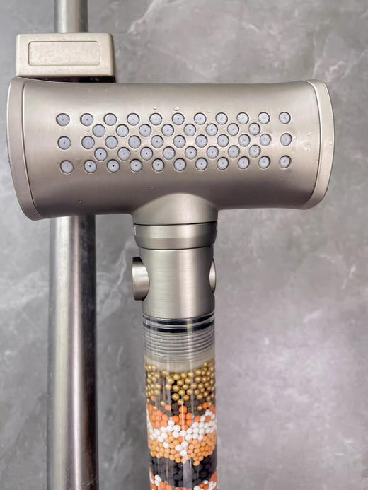 😎【依来德（ELOKT）水疗锤子花洒】🚨别再忍了！普通花洒洗到皮肤痒、头发枯，真的该换了！ 💦 依来德过滤增压花洒｜洗澡=做护肤SPA！ 洗出嫩滑肌+洗出柔顺发!！ 商品图5