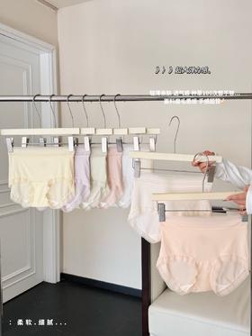 💥【草本初色 山茶花螺纹冰感女士中腰内裤632款】💗中腰设计！桑蚕丝抗菌底裆 ✅立体包臀剪裁，如同为你量身定制的肌肤🛡 ✅「山茶花螺纹」布面带来立体冰感与纹理触觉🍑