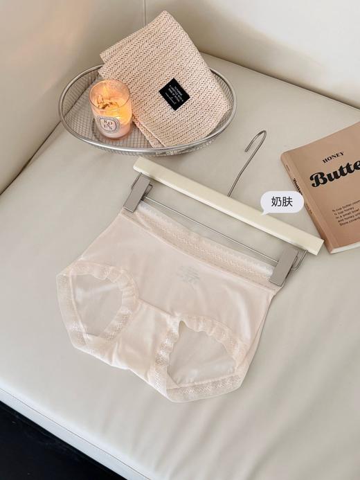 💥【草本初色 山茶花螺纹冰感女士中腰内裤632款】💗中腰设计！桑蚕丝抗菌底裆 ✅立体包臀剪裁，如同为你量身定制的肌肤🛡 ✅「山茶花螺纹」布面带来立体冰感与纹理触觉🍑 商品图9