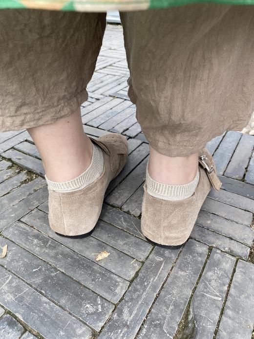 非常秀气的款【一脚蹬单鞋】10天发货，鞋舌有弹力绳，肉肉脚可穿，鞋面翻毛皮，鞋内里透气柔软猪皮，脚感舒适，平底鞋 商品图12