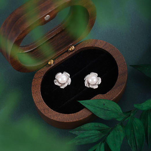 子佩集【花妍月魄】银S925珍珠惜王妃耳钉【XXED020】6mm珠五瓣花玫瑰2601 商品图1