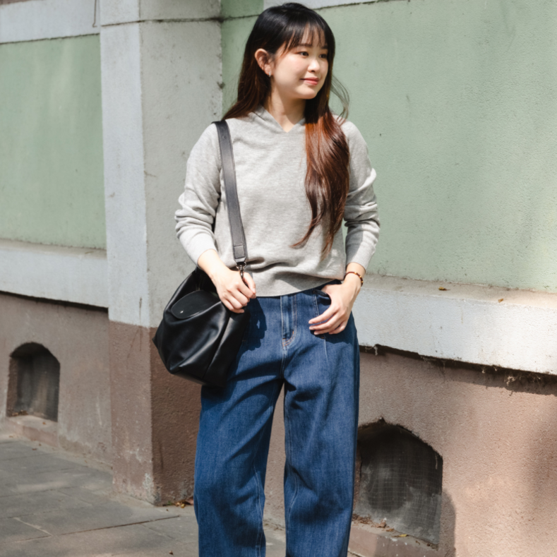 LA BULL连帽羊毛衫|100%绵羊毛，无缝高支工艺，软糯蓬松高质感，6色可选