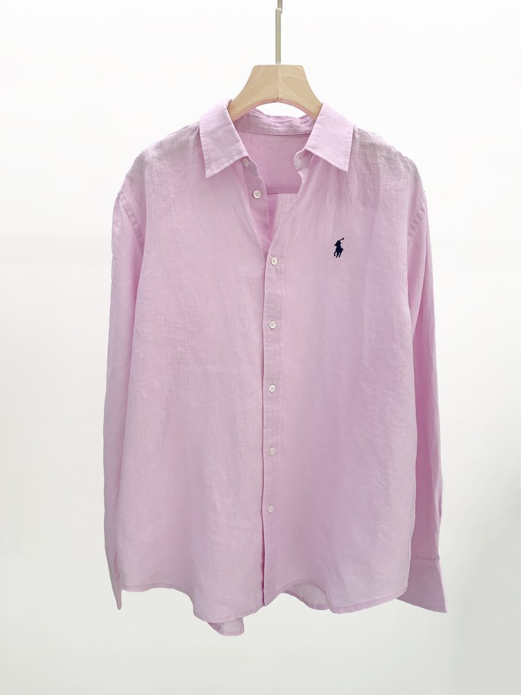 经典版型粉色亚麻衬衫 淡淡的樱花粉 不挑年龄的少女感 100%优质亚麻 吸湿速干 自然褶皱 好打理 宽松H版型 肩线自然垂落