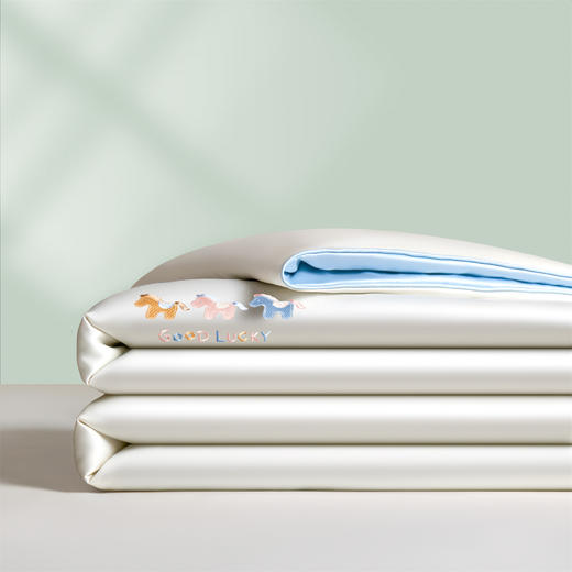 【品牌直发】加倍生活 A类水洗仿真丝刺绣小马元素刺绣夏被四件套-以梦为马系列 8色可选 商品图4