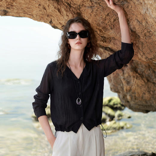 【醋酸】三彩2026夏季新款轻奢短外套开衫宽松轻薄长袖上衣M 商品图1