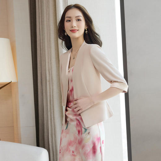 「自」全新升级【铂金会员183/天猫249/差价66】(13514)洛诗琳气质通勤小西装女2026夏季新款薄款高级感中袖短外套 商品图1