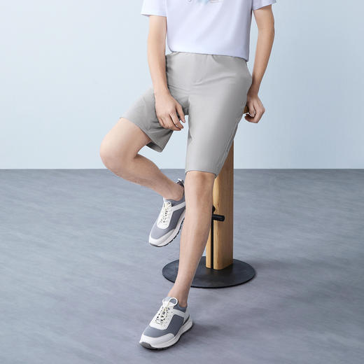 【防泼水】柒牌男装2026夏季新品宽松五分轻薄提花松紧腰便装短裤 130H70070 商品图1