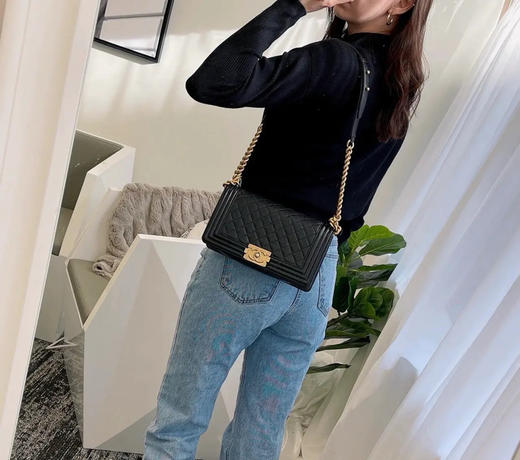 Chanel leboy 黑金 荔枝纹牛皮 中号 斜挎包 商品图3