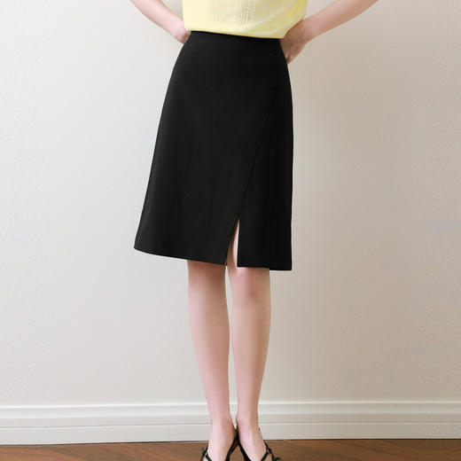 【商场同款】诗凡黎H廓形直筒半身裙2025夏新款短裙女3G4140751 商品图0