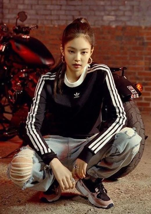 Jennie同款”⁥三叶草阿迪长袖T恤 商品图7