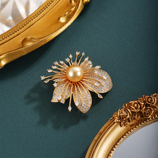 子佩集【花开永恒】珍珠惜王妃胸针【HJYXZ003】12.5mm珠镀金桃花金色珠2601 商品图1