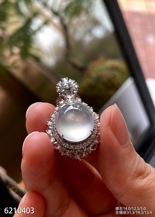 6210403，蛋面吊坠。具体价格微信咨询 商品图1