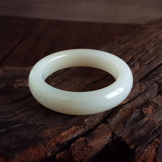 【天然正品】天然新疆且末料细腻油润度佳54.5号糖白和田玉手镯54.5号（皆取最大值）140326NJM12 商品图3