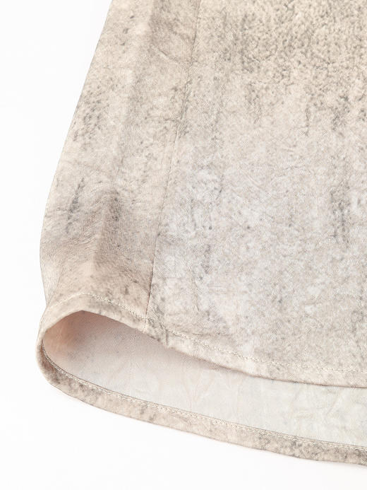 燕麦色扎染吊带连衣裙 垂坠感缎面 A 字长裙 慵懒风显瘦内搭外穿裙 商品图5