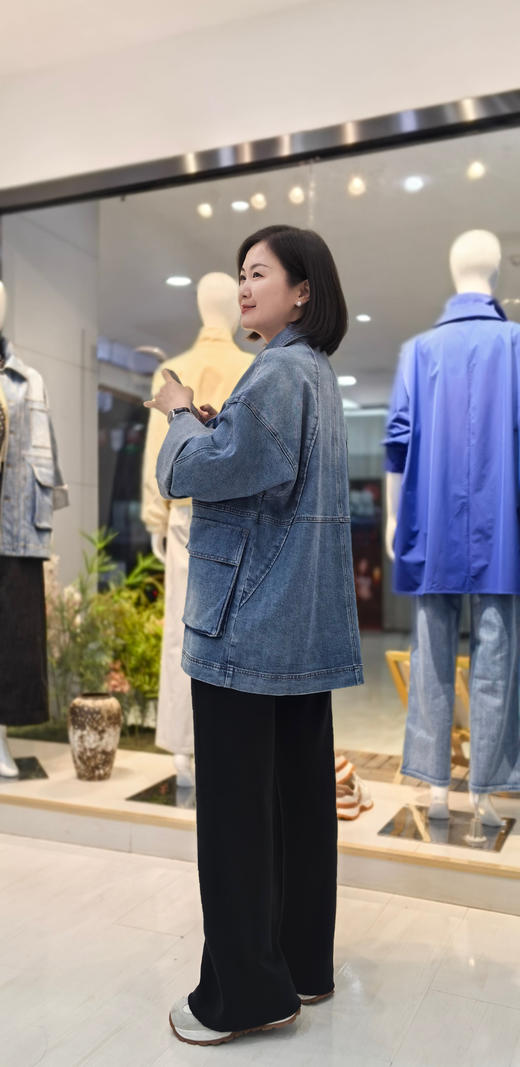 设计风阔版牛仔外套 商品图2