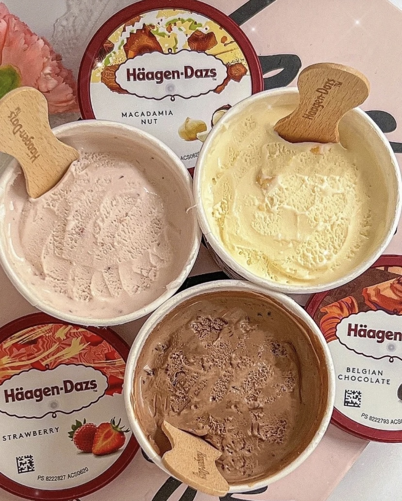 顺丰到家【哈根达斯航空杯冰淇淋58g】香草和草莓两个口味都有 每一个口味都很好吃实现哈根达斯自由