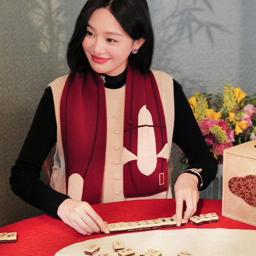 围暖 林曦水墨艺术作品衍生温润亚克力锦盒麻将 山林曦照 商品图3