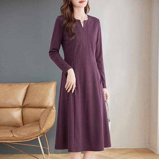 大码紫色连衣裙春装女款2026新款高端洋气女士长裙连身裙直筒裙子 商品图4