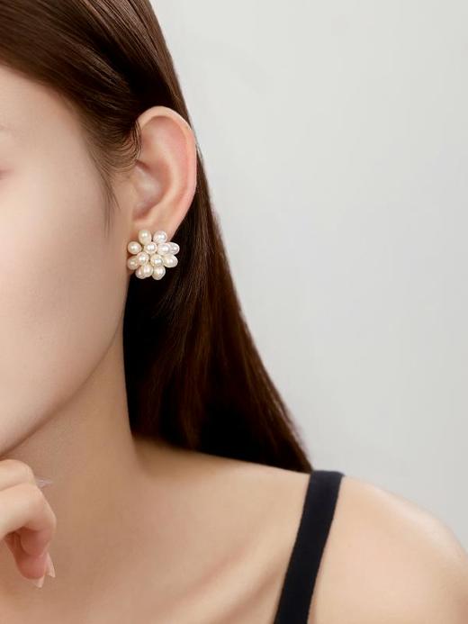 IIPO宜珠宜宝「编织系列」天然淡水珍珠复古爆米花耳环银针(礼盒装) 商品图3