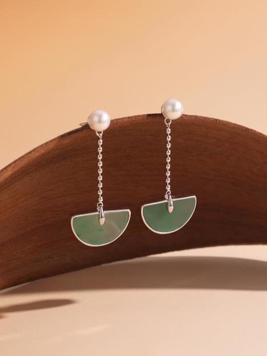 IIPO宜珠宜宝原创「扇韵」系列非洲翠天然珍珠耳环6-7耳环925银镀金(礼盒装) 商品图2