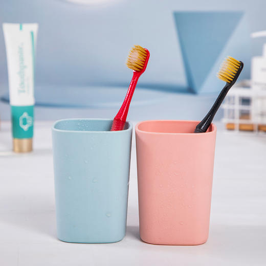 刷牙又快又干净！48孔刷毛+超先细毛！“百年品牌 原装进口”惠百施 48孔宽头牙刷 超纤细毛 深层清洁 软毛/中毛4支装 商品图13