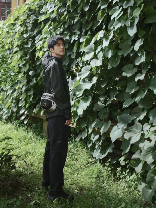 ARC鸟家Alpha SV硬壳冲锋衣 商品图2