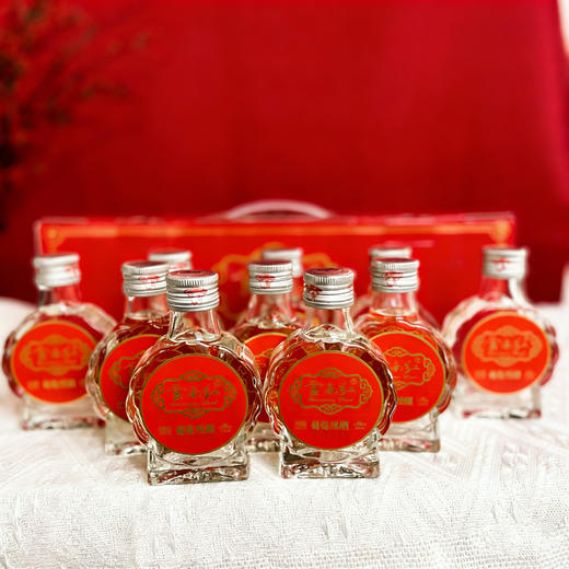 云南红酒庄43度100ml葡萄烈酒国产蒸馏酒弥勒酒庄 商品图0